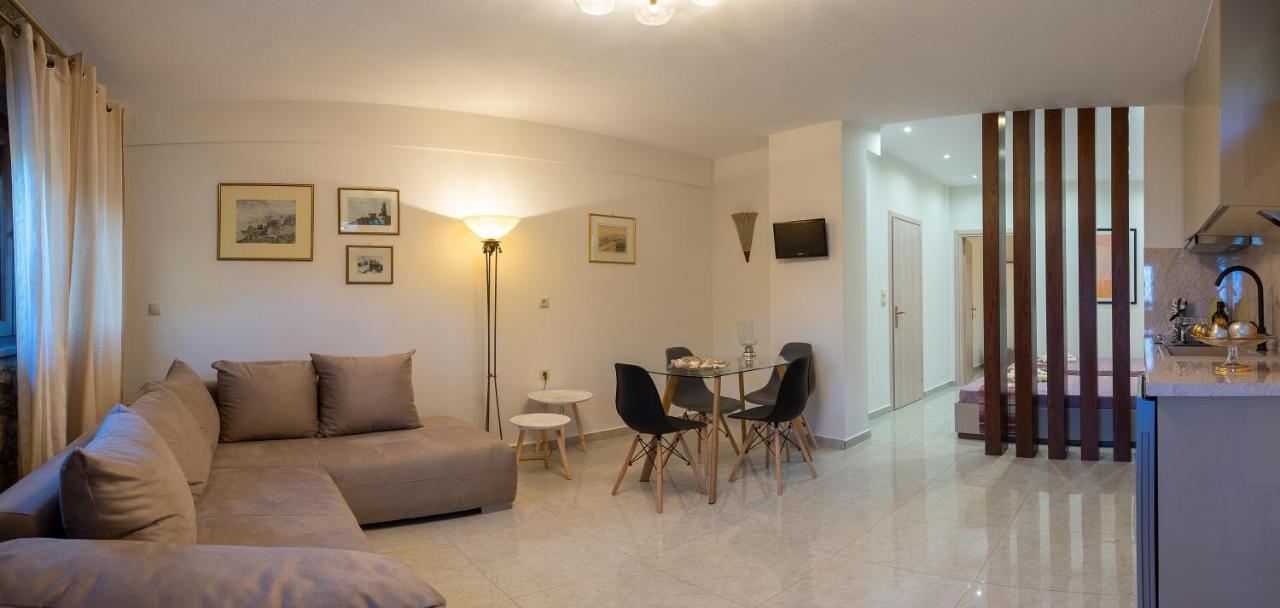 Apartamento Meteoron Theasis Kalambaka Exterior foto